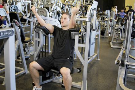 Machine Bicep Curl